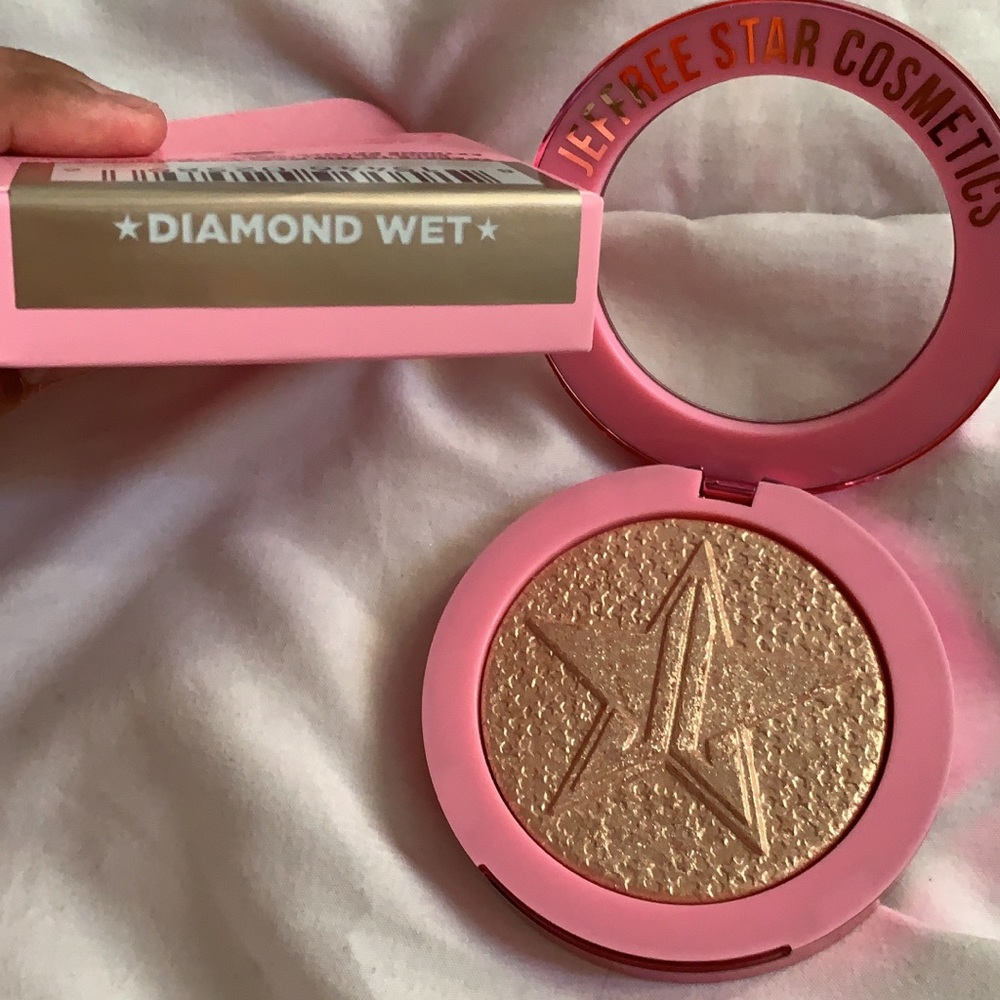 Jeffree Star Supreme Frost Diamond Wet